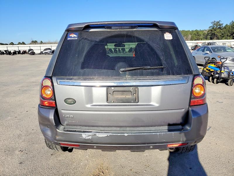 Photo 6 from auction – 2013 LAND ROVER LR2 HSE with VIN SALFR2BG8DH379576