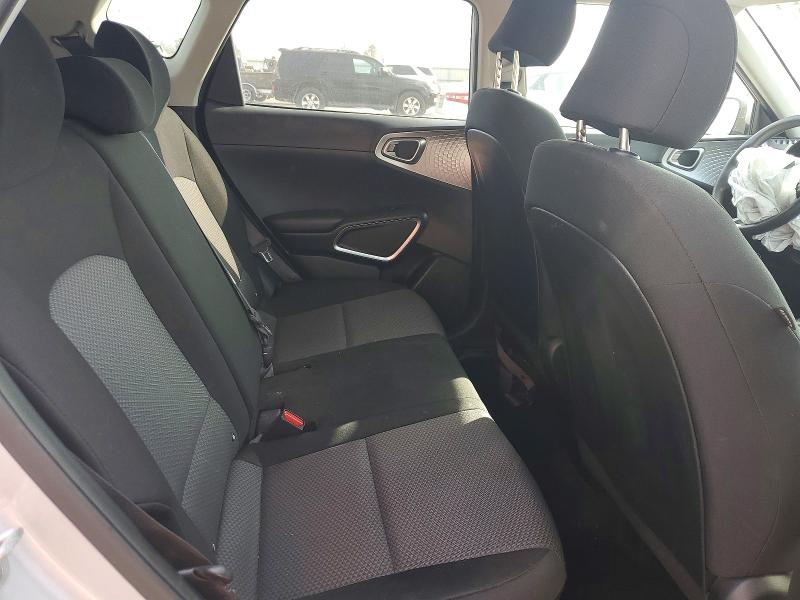 Photo 10 from auction – 2020 KIA SOUL with VIN KNDJ23AUXL7730933