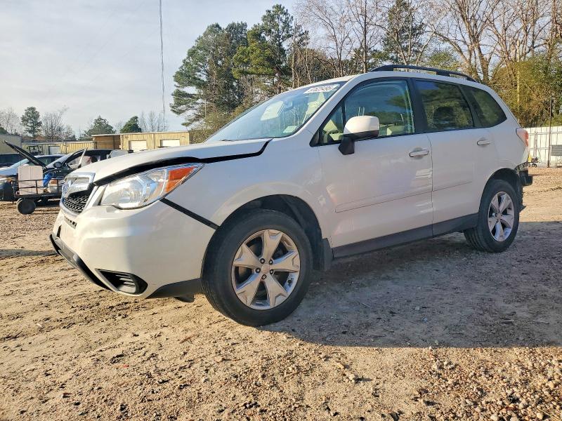 SUBARU FORESTER 2 2016 with VIN JF2SJADC3GH464798 - Photo from auction