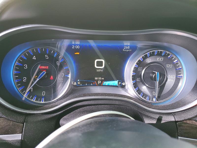 Photo 9 from auction – 2018 CHRYSLER 300 with VIN 2C3CCAEG3JH123339