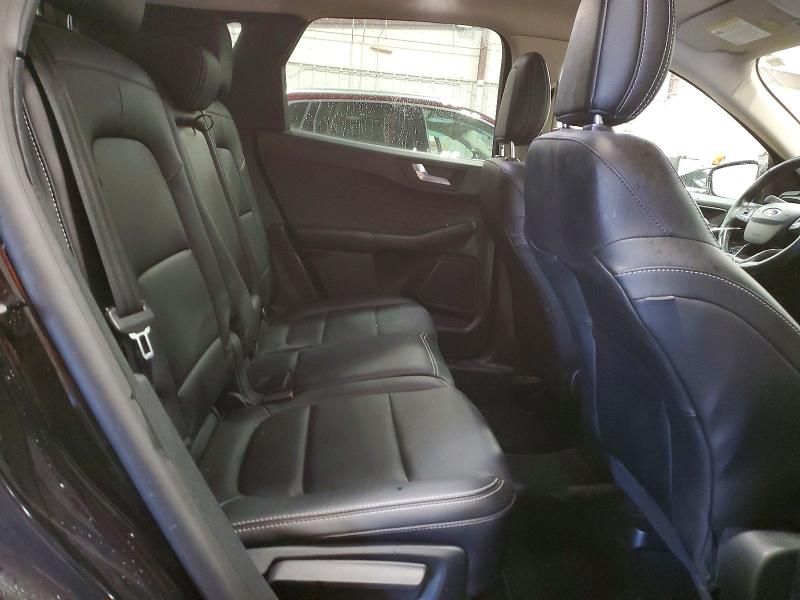 Photo 11 from auction – 2020 FORD ESCAPE with VIN 1FMCU9H9XLUA84605