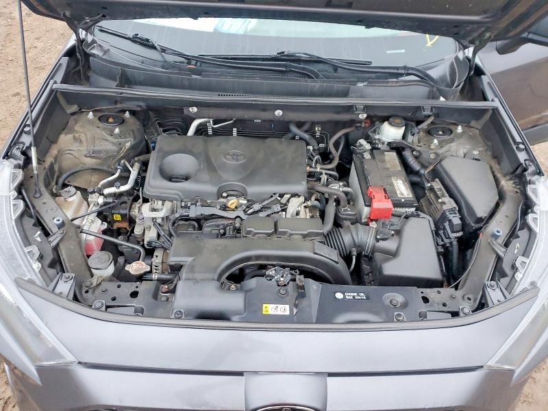 Photo 11 from auction – 2021 TOYOTA RAV4 LE with VIN 2T3F1RFV1MW223633
