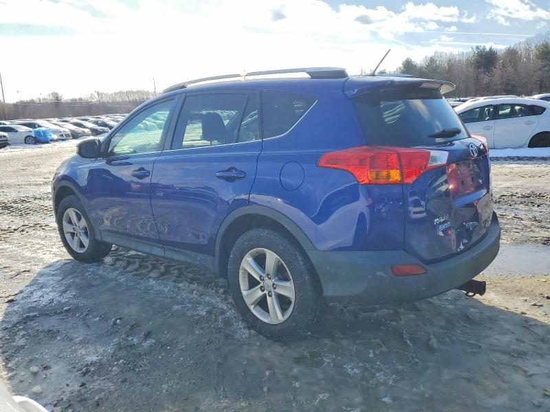 Photo 2 from auction – 2014 TOYOTA RAV4 XLE with VIN 2T3RFREV5EW157668
