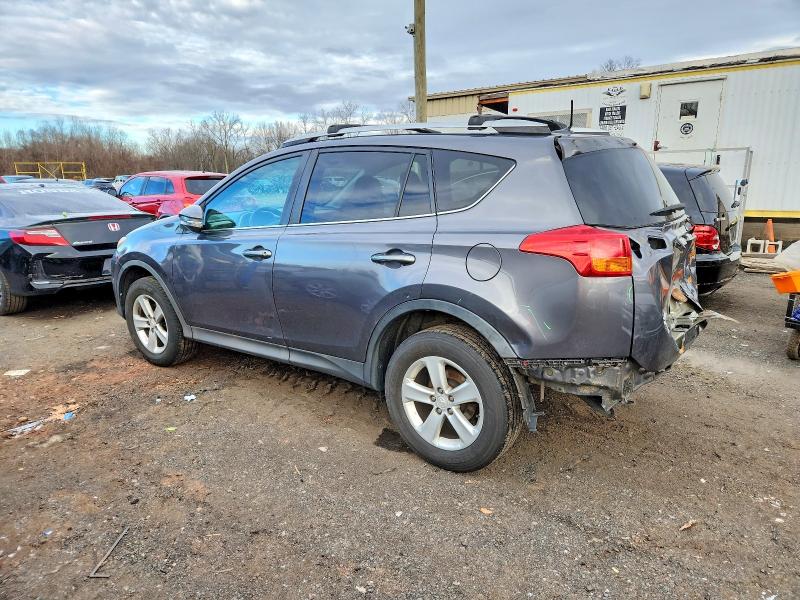 Photo 2 from auction – 2014 TOYOTA RAV4 XLE with VIN 2T3RFREV5EW150946