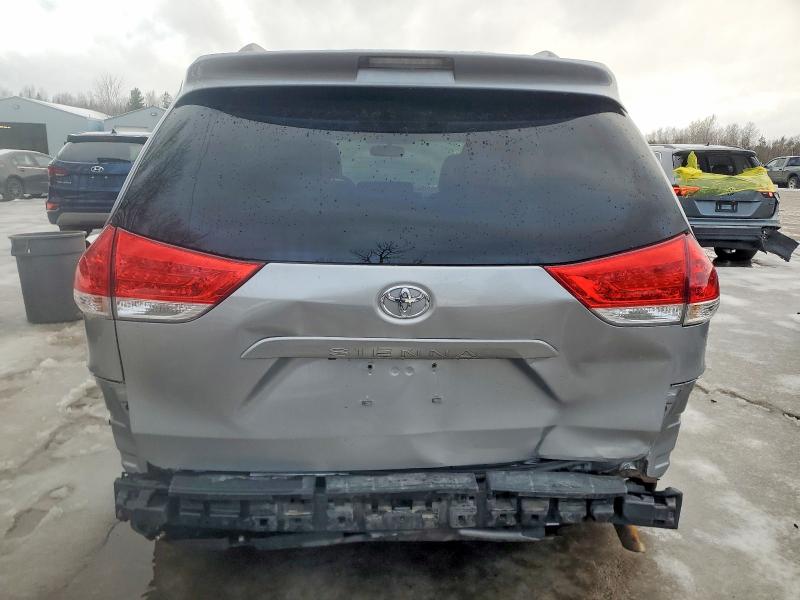 Photo 6 from auction – 2012 TOYOTA SIENNA LE with VIN 5TDKK3DC2CS208794