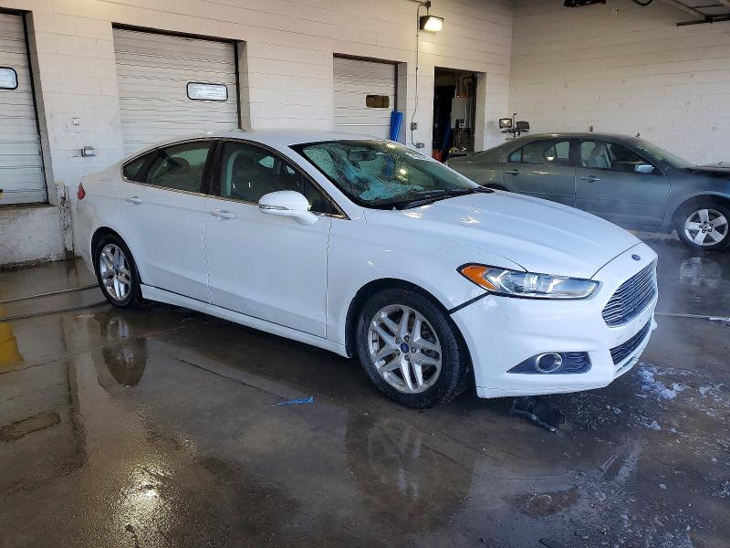 Photo 4 from auction – 2013 FORD FUSION SE with VIN 3FA6P0HR6DR346400