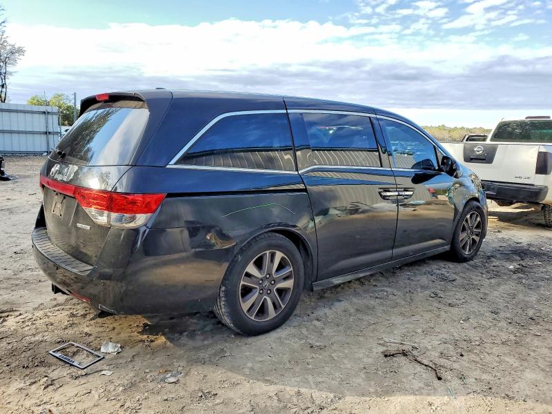Photo 3 from auction – 2015 HONDA ODYSSEY with VIN 5FNRL5H92FB003488