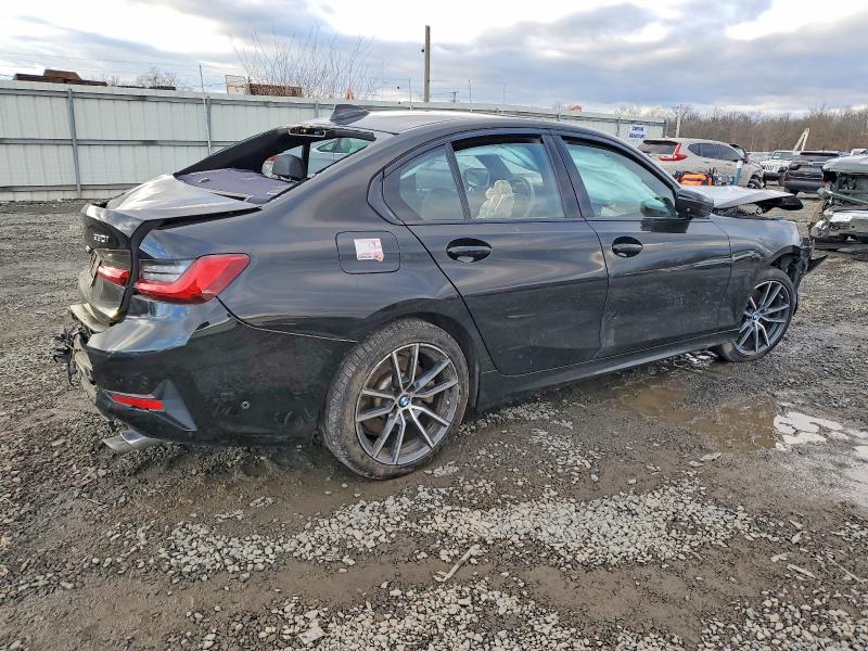 Photo 3 from auction – 2019 BMW 330XI with VIN WBA5R7C59KAE82637