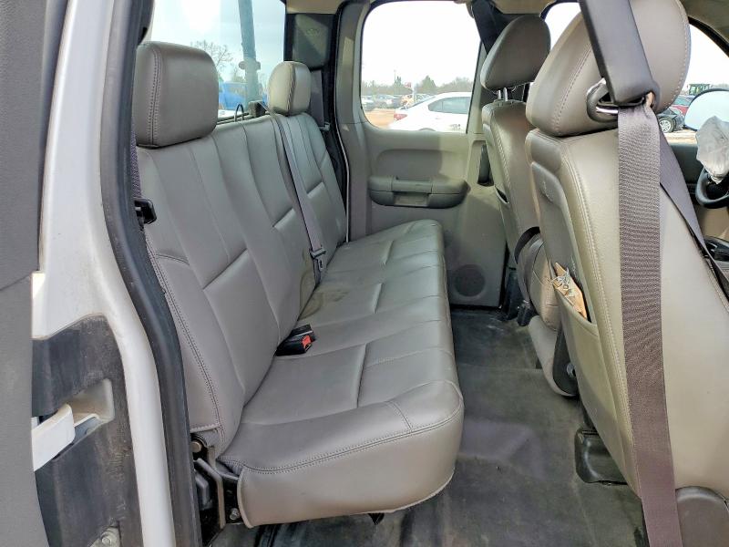 Photo 10 from auction – 2011 CHEVROLET SILVERADO with VIN 1GCRCPEX0BZ454471