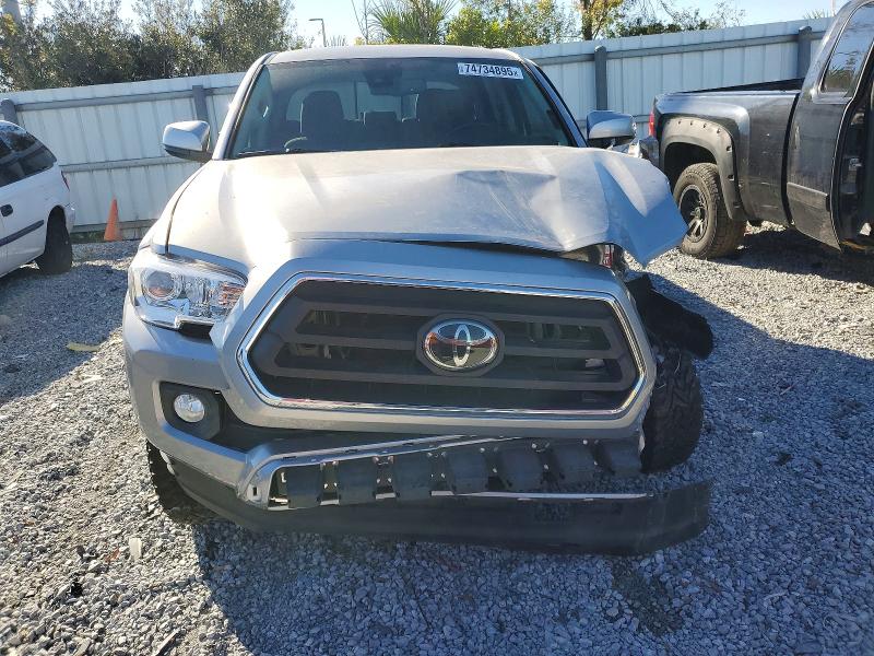 Photo 5 from auction – 2021 TOYOTA TACOMA DOU with VIN 5TFAZ5CN5MX110554
