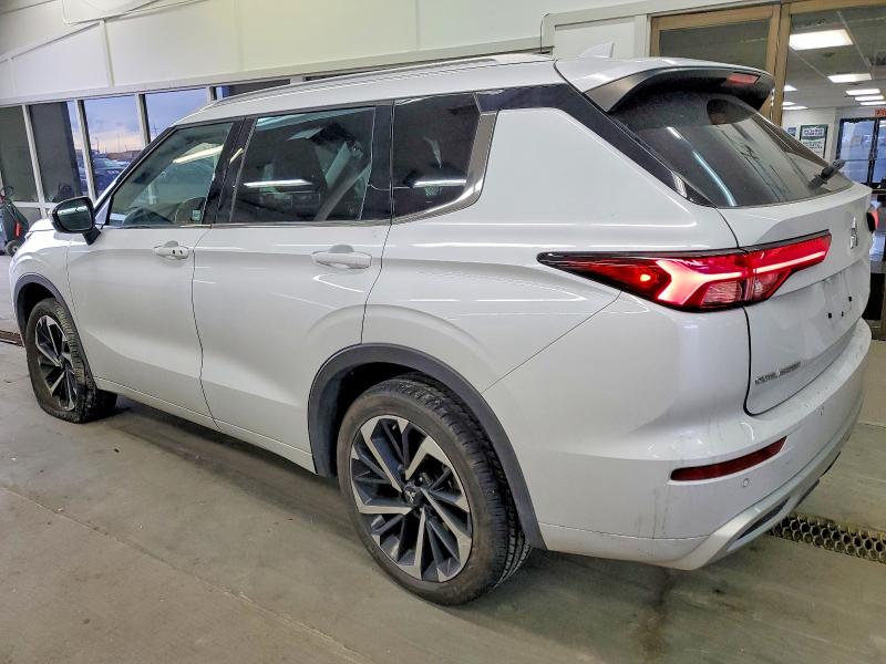 Photo 2 from auction – 2022 MITSUBISHI OUTLANDER with VIN JA4J4VA88NZ059837