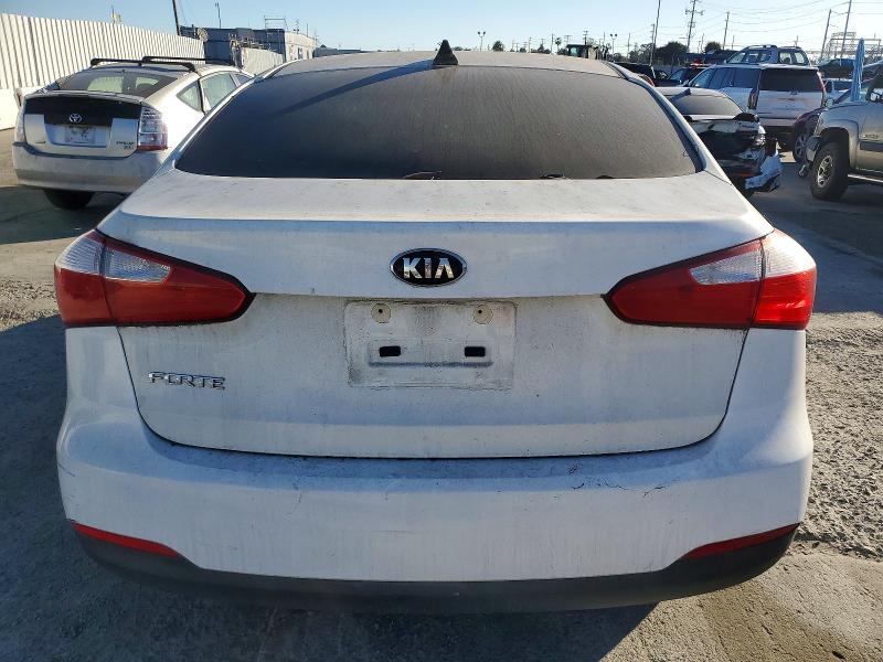 Photo 6 from auction – 2016 KIA FORTE LX with VIN KNAFK4A6XG5544059