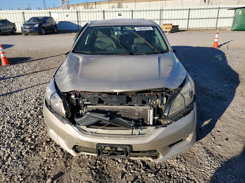 Photo 5 from auction – 2013 CHEVROLET MALIBU LS with VIN 1G11B5SA5DF243283