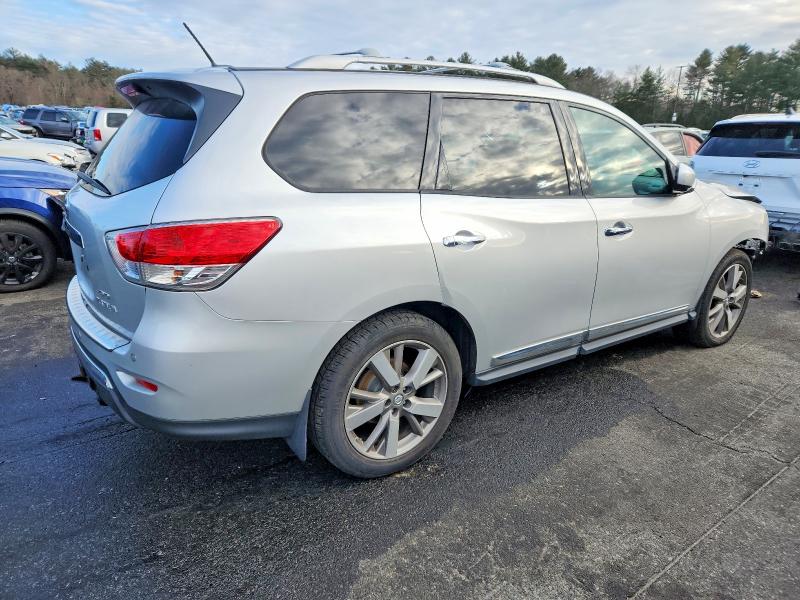 Photo 3 from auction – 2014 NISSAN PATHFINDER with VIN 5N1AR2MM2EC683582