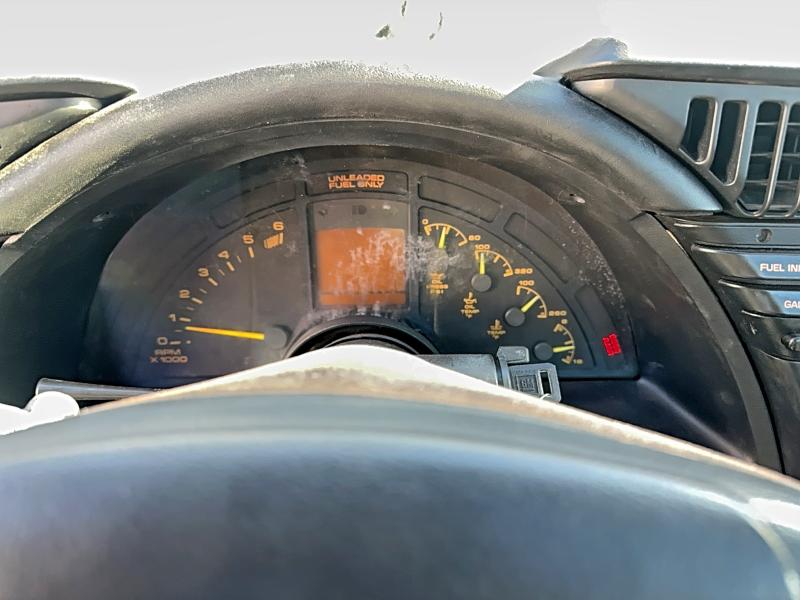 Photo 8 from auction – 1992 CHEVROLET CORVETTE with VIN 1G1YY23P6N5109968