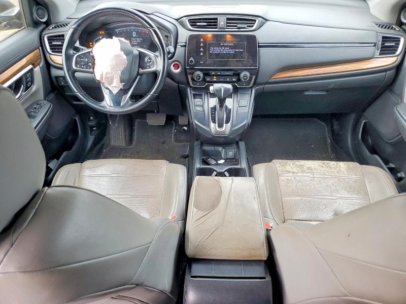 Photo 8 from auction – 2017 HONDA CR-V with VIN 7FARW1H8XHE045082
