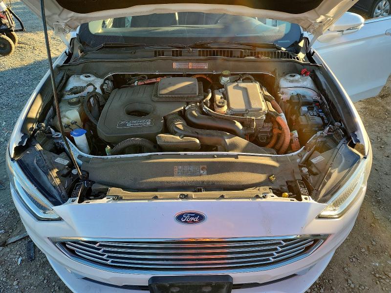 Photo 11 from auction – 2018 FORD FUSION with VIN 3FA6P0SU0JR110351