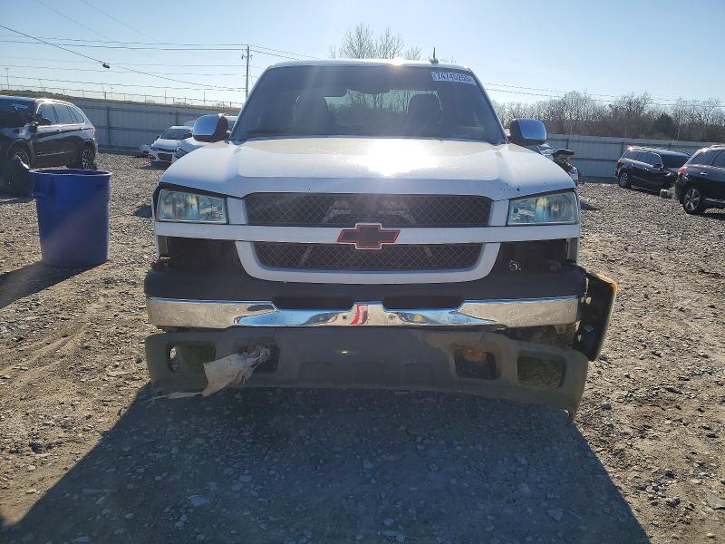 Photo 5 from auction – 2004 CHEVROLET SILVERADO with VIN 2GCEK19T941373180