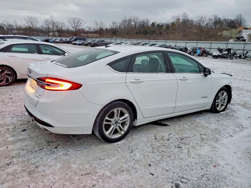 Photo 3 from auction – 2018 FORD FUSION SE with VIN 3FA6P0LU7JR132703