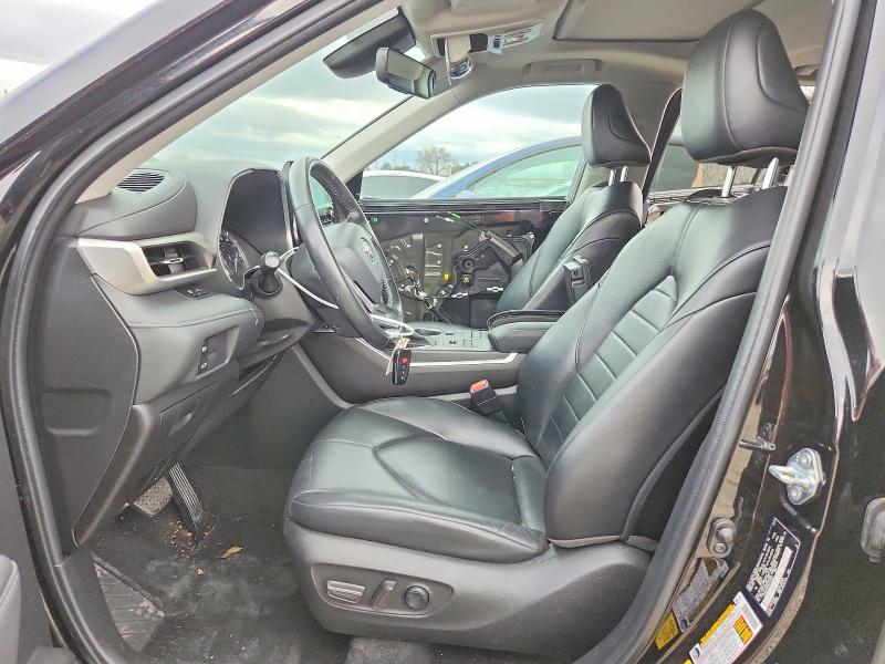 Photo 7 from auction – 2022 TOYOTA HIGHLANDER with VIN 5TDGZRBH4NS175951