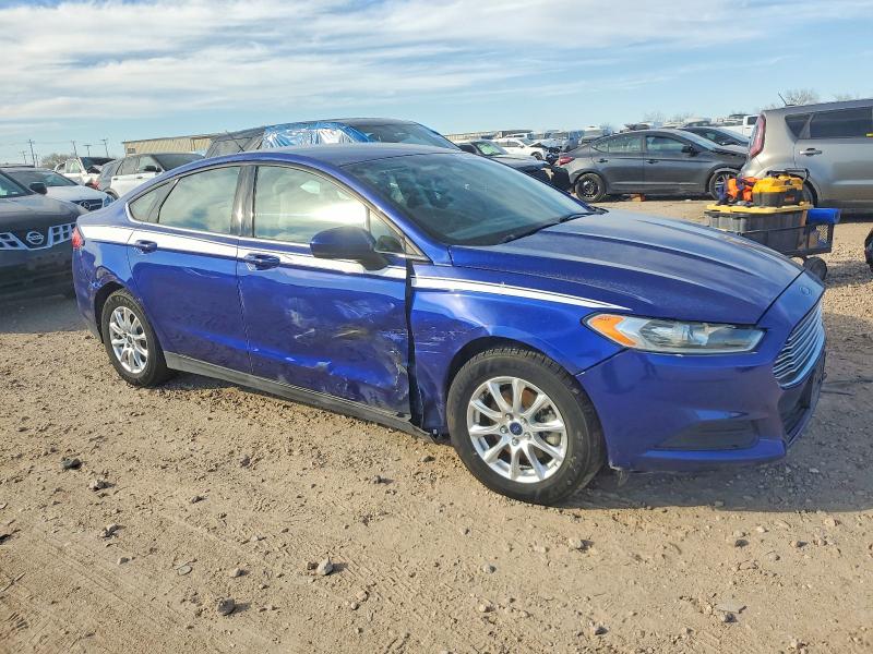 Photo 4 from auction – 2016 FORD FUSION S with VIN 3FA6P0G71GR385092