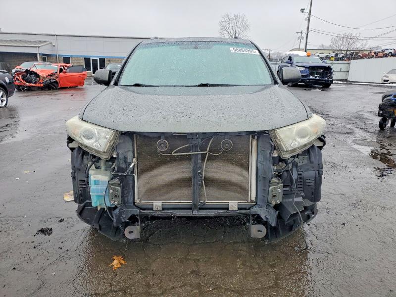 Zdjęcie 5 z aukcji – 2013 TOYOTA HIGHLANDER z VIN 5TDDK3EH1DS193581