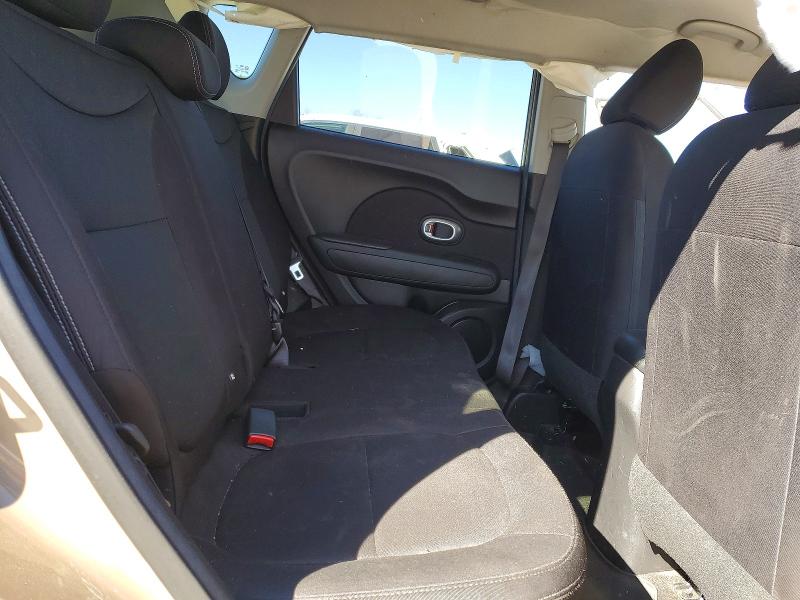 Photo 10 from auction – 2015 KIA SOUL with VIN KNDJN2A26F7215822