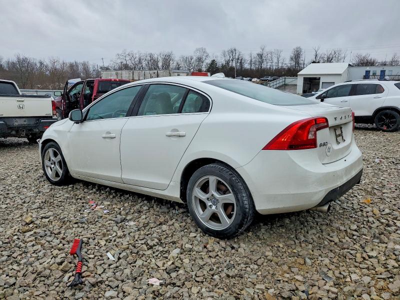 Photo 2 from auction – 2012 VOLVO S60 T5 with VIN YV1622FS6C2132403