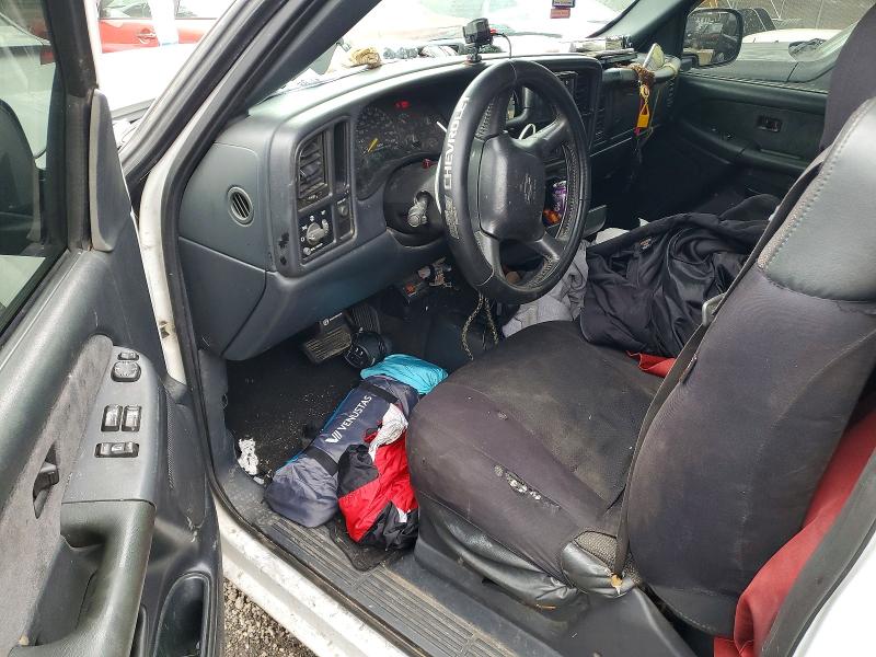 Photo 8 from auction – 2000 CHEVROLET SILVERADO with VIN 1GCEK14V9YE203012