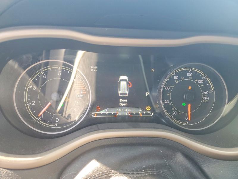 Photo 9 from auction – 2016 JEEP CHEROKEE with VIN 1C4PJLDB9GW350338