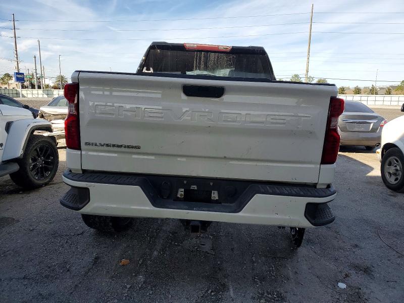 Photo 6 from auction – 2020 CHEVROLET SILVERADO with VIN 3GCUYAEF2LG113381