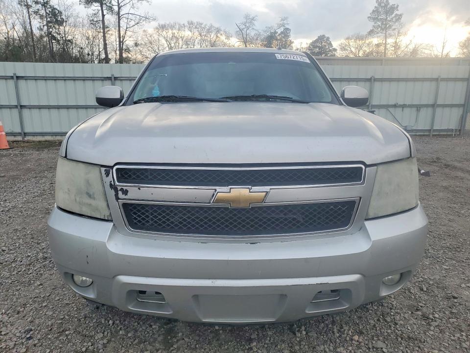 Photo 5 from auction – 2011 CHEVROLET TAHOE C150 with VIN 1GNSCBE03BR231954