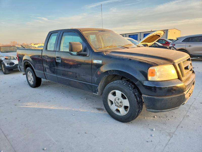 Photo 4 from auction – 2005 FORD F-150 with VIN 1FTRX12W95NA59780