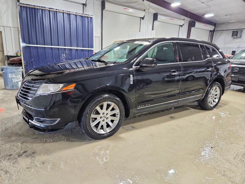 LINCOLN MKT 2019 with VIN 2LMHJ5NK2KBL04536 - Photo from auction