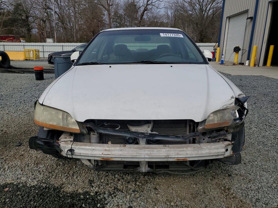 Photo 5 from auction – 2001 HONDA ACCORD with VIN 1HGCG56671A092061
