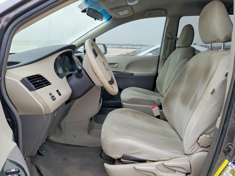 Photo 7 from auction – 2012 TOYOTA SIENNA with VIN 5TDZK3DC6CS182229