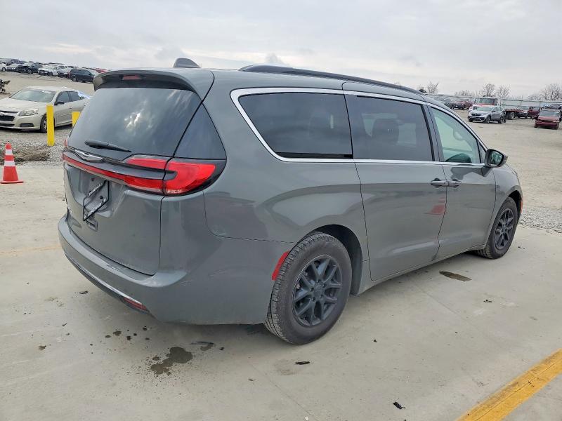 Photo 3 from auction – 2022 CHRYSLER PACIFICA T with VIN 2C4RC1BG5NR186422