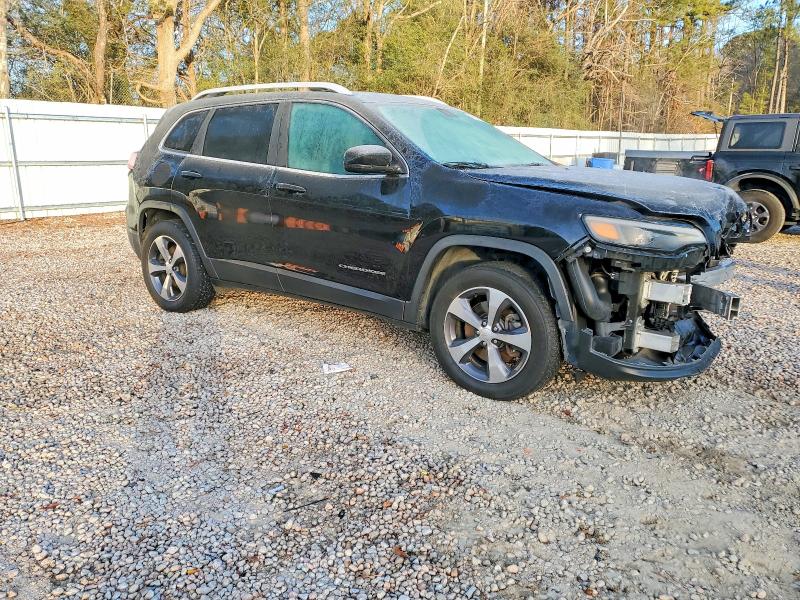 Photo 4 from auction – 2019 JEEP CHEROKEE L with VIN 1C4PJMDX4KD371300