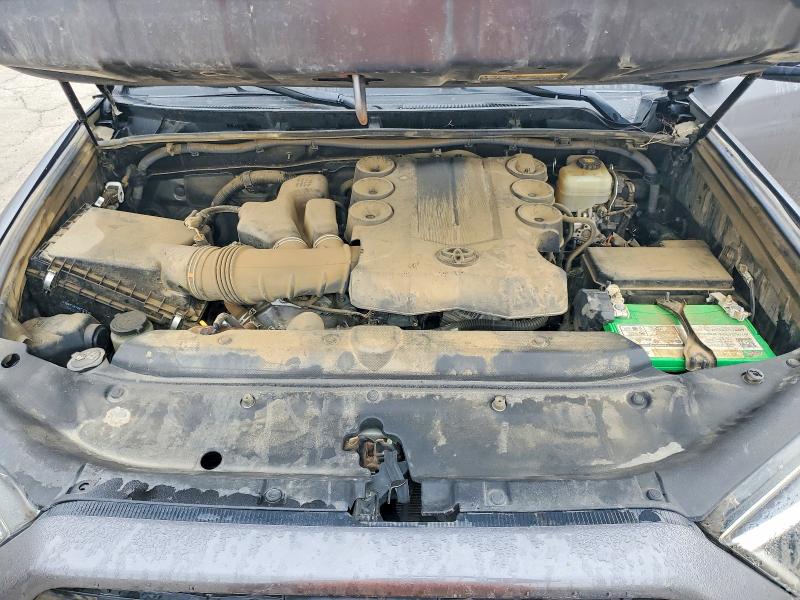 Photo 11 from auction – 2018 TOYOTA 4RUNNER SR with VIN JTEBU5JRXJ5571194