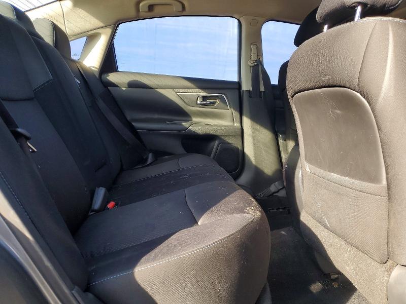 Photo 10 from auction – 2018 NISSAN ALTIMA with VIN 1N4AL3AP1JC120436