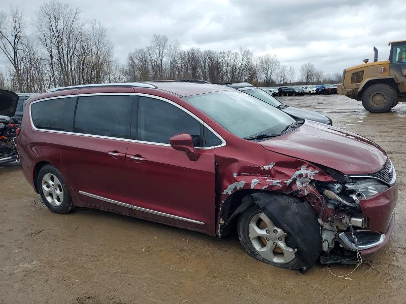 Photo 4 from auction – 2017 CHRYSLER PACIFICA with VIN 2C4RC1EG1HR543501