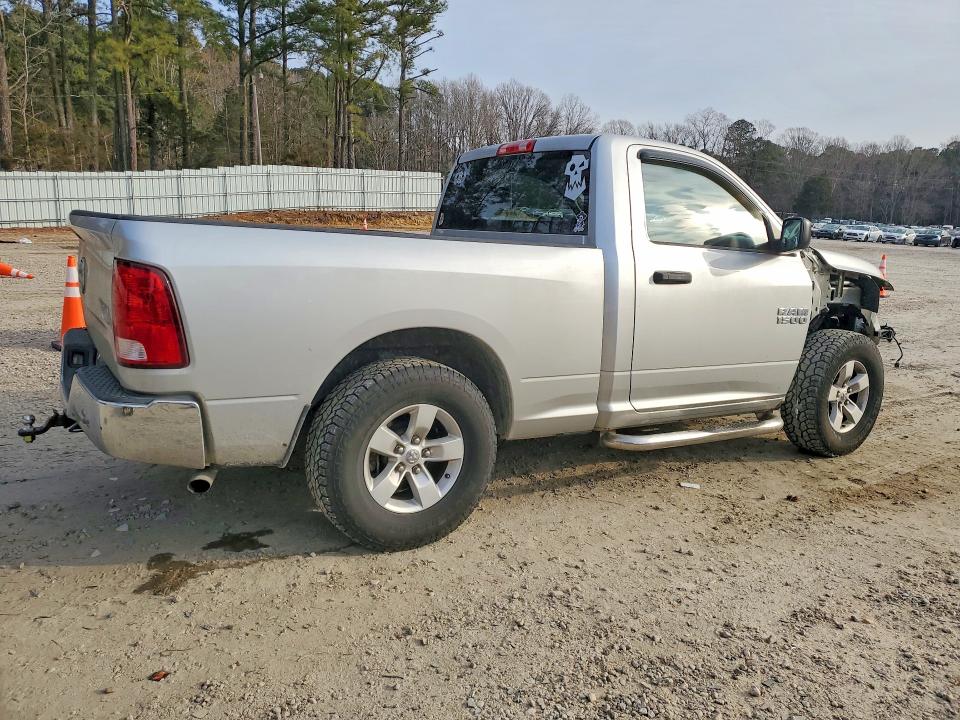 Photo 3 from auction – 2014 RAM 1500 ST with VIN 3C6JR6AT5EG270759