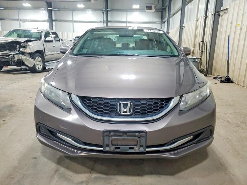 Photo 5 from auction – 2015 HONDA CIVIC LX with VIN 19XFB2F55FE115714