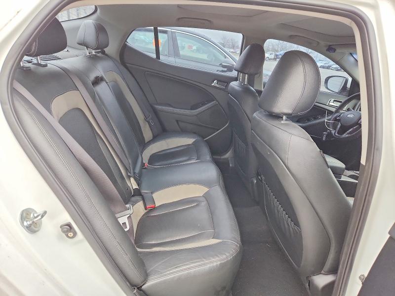 Photo 10 from auction – 2012 KIA OPTIMA HYB with VIN KNAGM4AD1C5017390