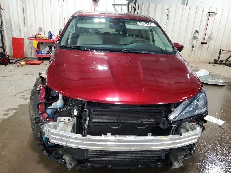 Photo 5 from auction – 2017 CHRYSLER PACIFICA T with VIN 2C4RC1DG6HR515436