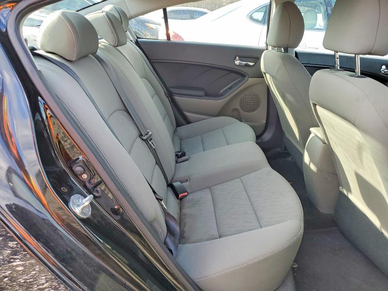 Photo 10 from auction – 2016 KIA FORTE LX with VIN KNAFK4A61G5527232