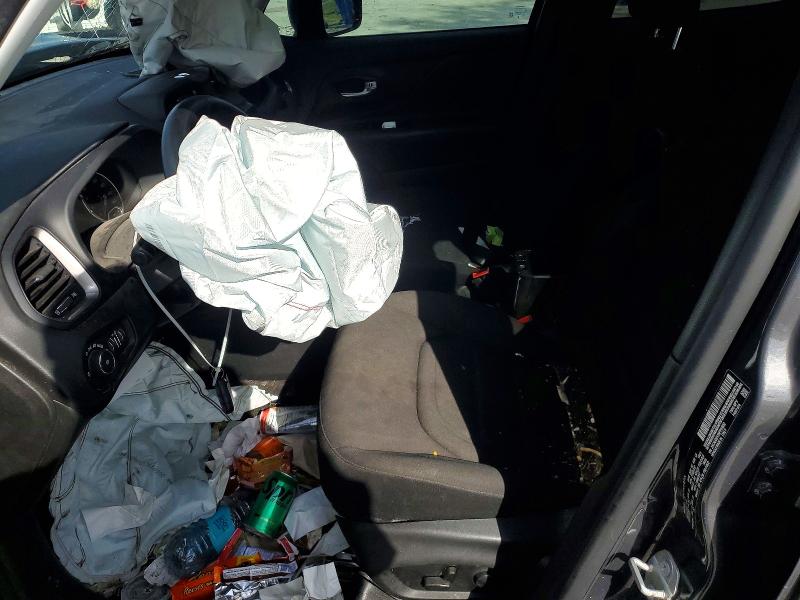 Photo 7 from auction – 2022 JEEP RENEGADE with VIN ZACNJDB15NPP01552