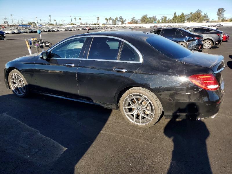 Photo 2 from auction – 2017 MERCEDES-BENZ E with VIN WDDZF4JB4HA134132