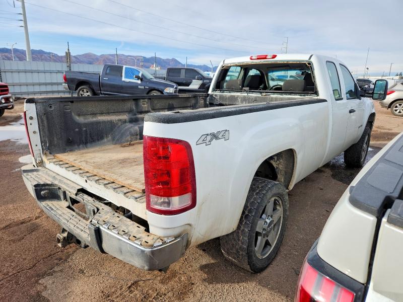 Photo 3 from auction – 2011 GMC SIERRA with VIN 1GT22ZCG1BZ382585