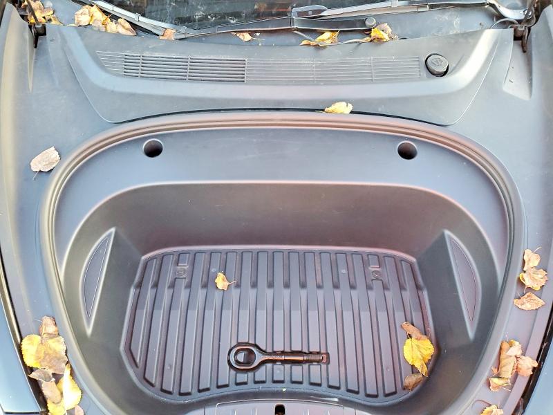 Photo 11 from auction – 2023 TESLA MODEL 3 with VIN 5YJ3E1EA5PF540803